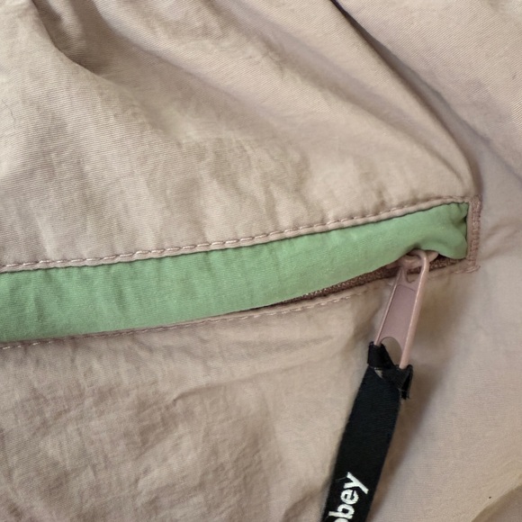 Men’s OBEY Light Purple Shorts swim trunks casual shorts zippered back pocket - Picture 6 of 6